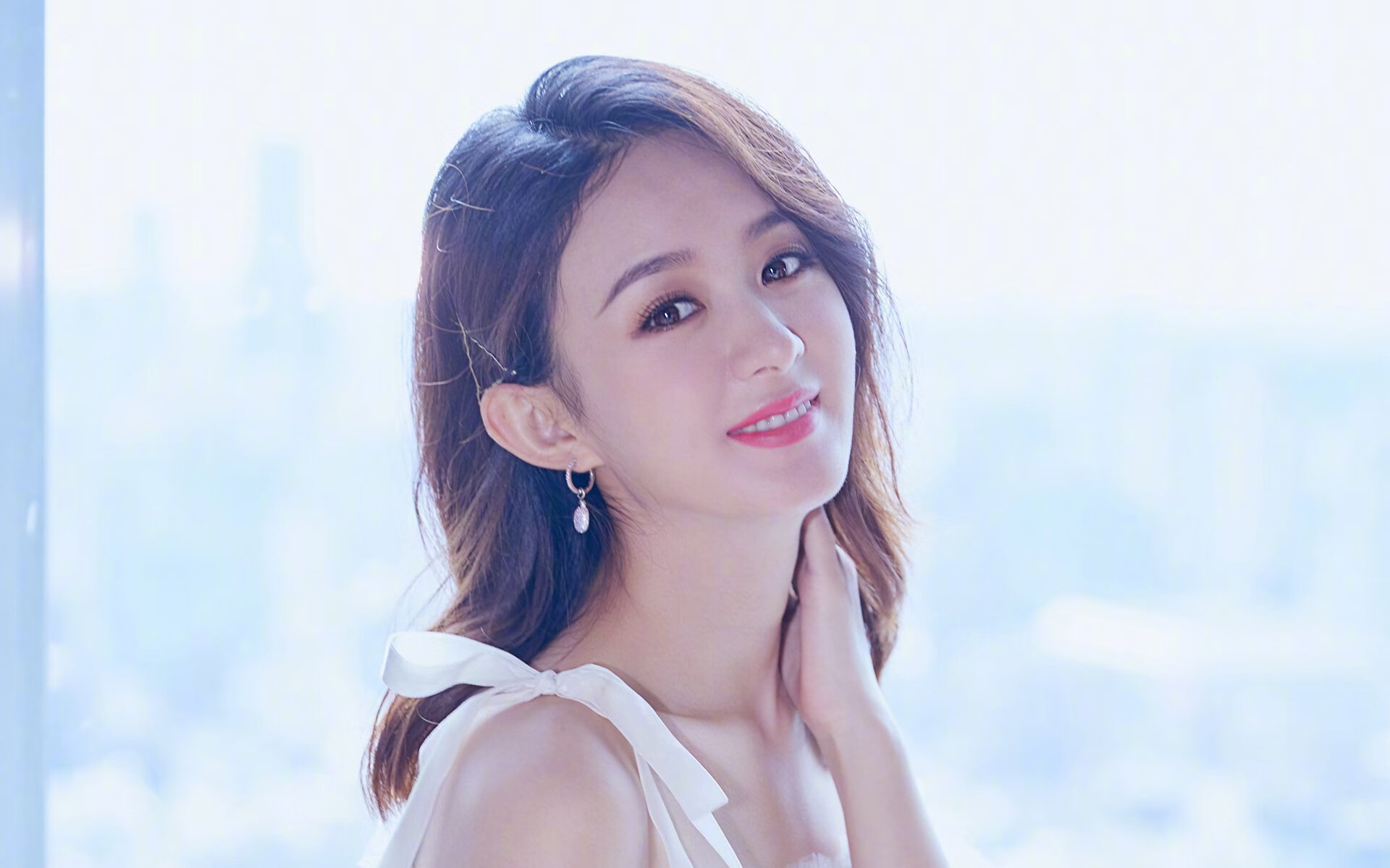 九游(jiuyou)官方网站-现场气氛：观众笑声不断，热情高涨如火如荼！，观众的笑声是什么短语